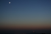 Mond, Merkur und Jupiter über der Burg Steinsberg