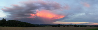 Panorama der leuchtende Regenwolke,Abendssonne